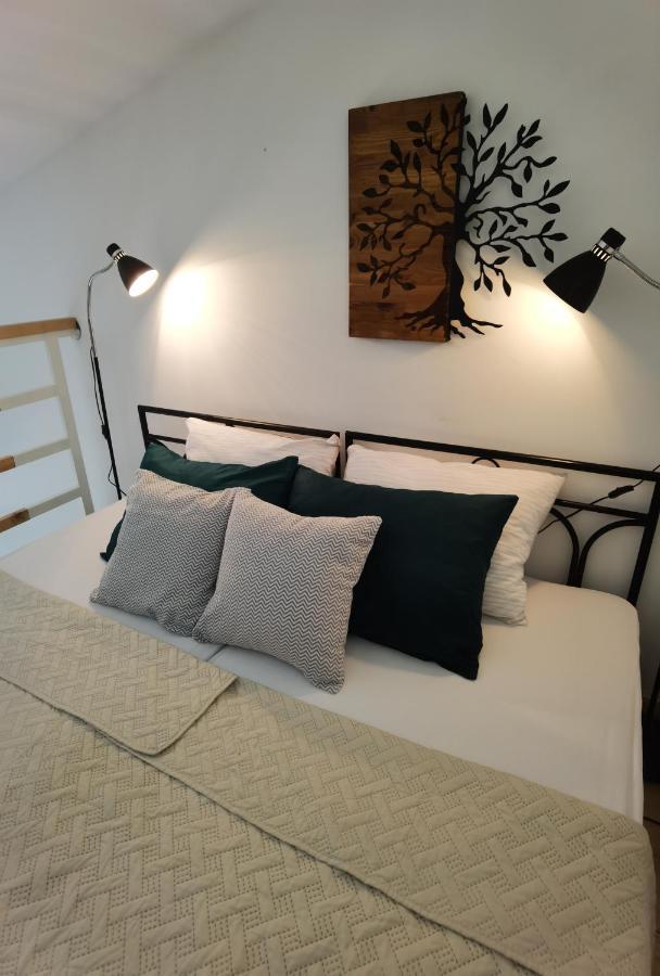 Zona Apartments 2 زرنيانين المظهر الخارجي الصورة