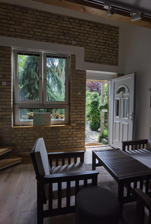 Zona Apartments 2 زرنيانين المظهر الخارجي الصورة